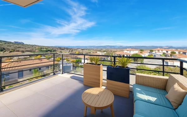 L’exclusivité en hauteur – 3P dernier étage, terrasse et panorama sublime