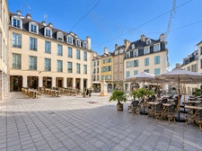Place Reine-Marguerite à Pau : histoire, commerces et immobilier