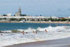 Natif de la région, je propose une expertise immobilière locale et un accompagnement sans faille.