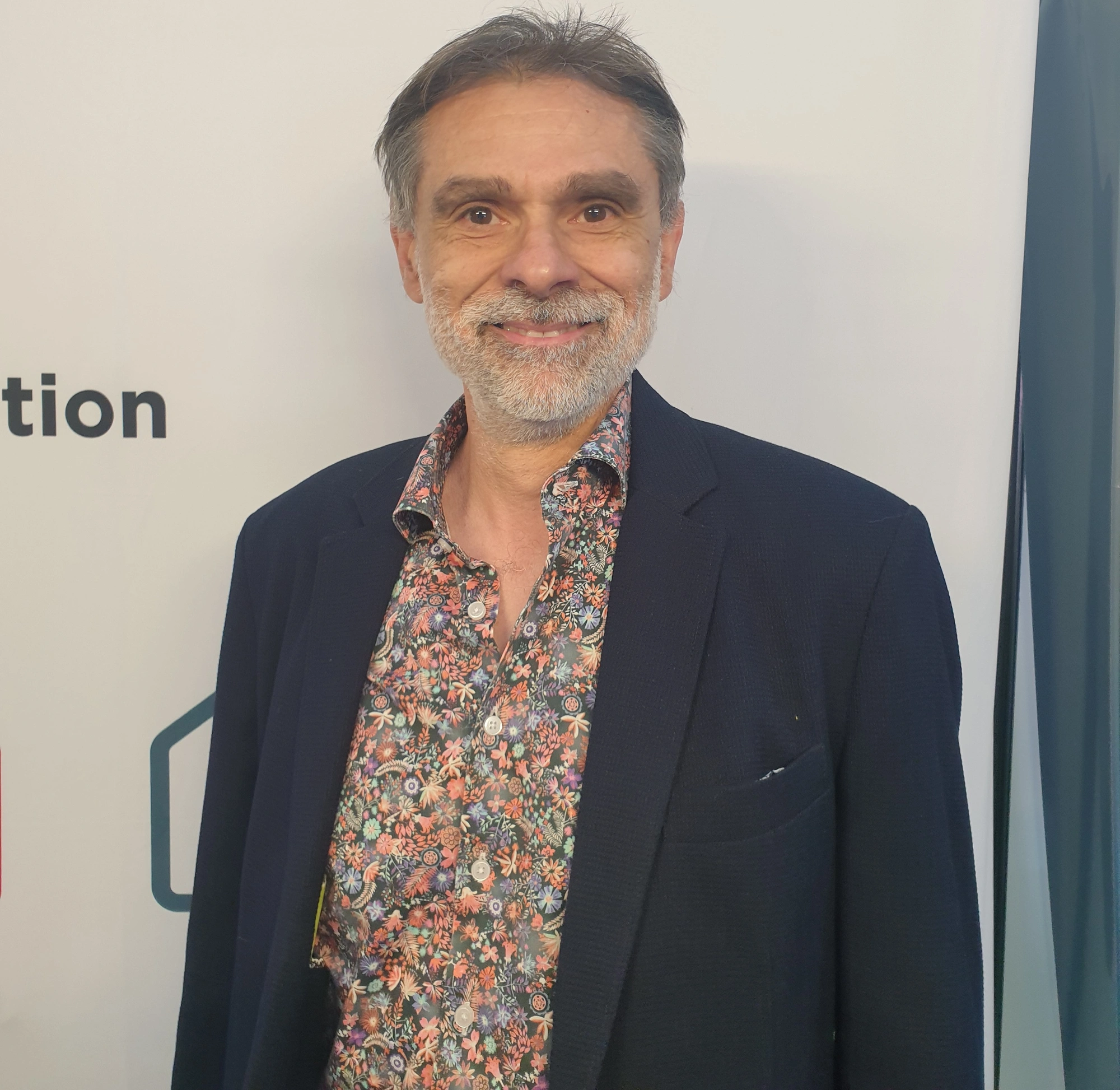 Natif de la région et fort de plus de 30 ans d'expérience , je propose une expertise immobilière locale et un accompagnement sans faille.