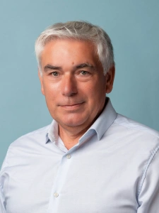 Professionnel de l'immobilier, natif de Marchiennes, je dispose d'une connaissance très précise de mon secteur et d'un relationnel local qui me permet de vous offrir un accompagnement sans faille.