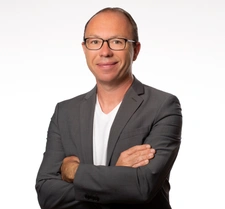 Je vous propose une expertise immobilière locale et un accompagnement personnalisé.