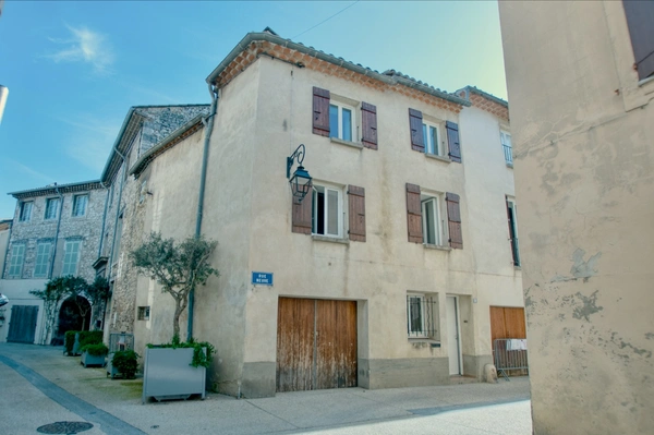 Avant d’acheter : les défauts invisibles des immeubles anciens