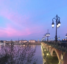Sophie Dussaugey, conseillère en immobilier à Bordeaux et ses environs.