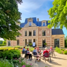 Carte Royale : Gadget ou véritable levier d’autonomie pour les séniors ?
