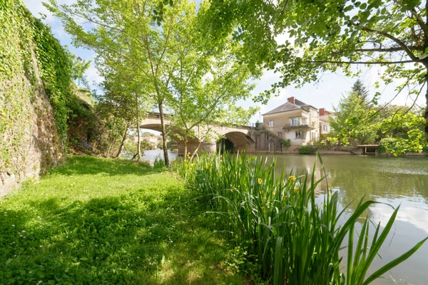 Mareuil sur Lay