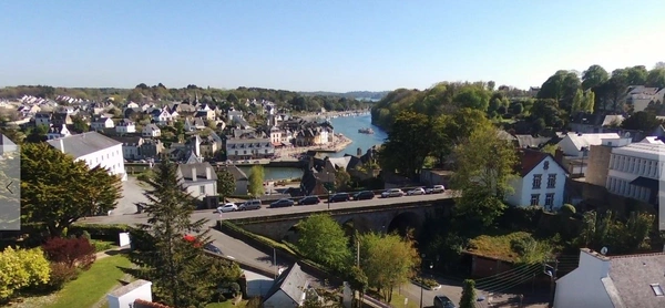 Auray