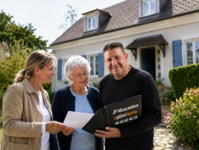 Entrée en EHPAD : faut-il vendre la maison d’un parent et comment s’y prendre ?
