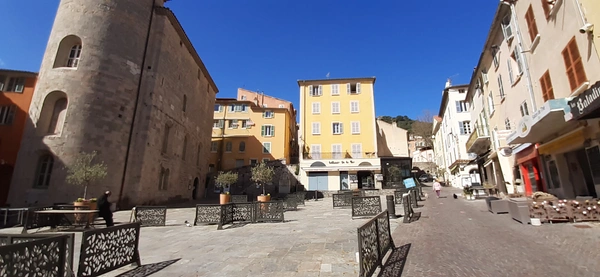 Hyères