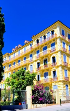 Hyères