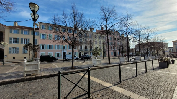 Hyères