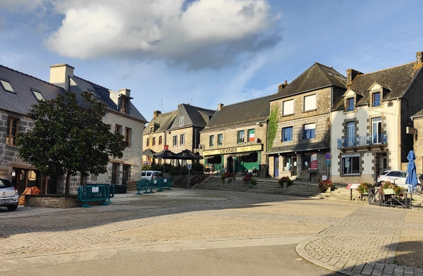 Rostrenen