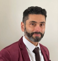 Mon expérience, mes valeurs et ma vision du secteur immobilier reflètent une approche humaine, basée sur la confiance et un accompagnement sur mesure.
