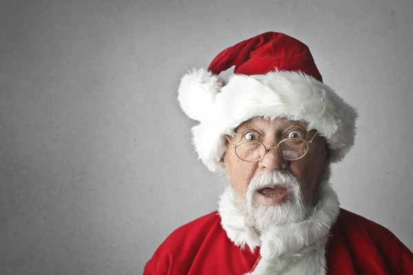 Mettre sa maison en vente juste avant Noël : bonne idée ou gros risque ?