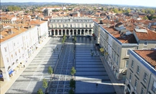 📖 DOSSIER N°001 - CASTRES