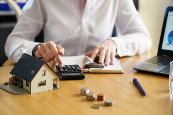 Comment estimer la valeur de son patrimoine immobilier avec précision ?