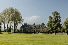 Châteaux abandonnés à vendre : les pièges à éviter