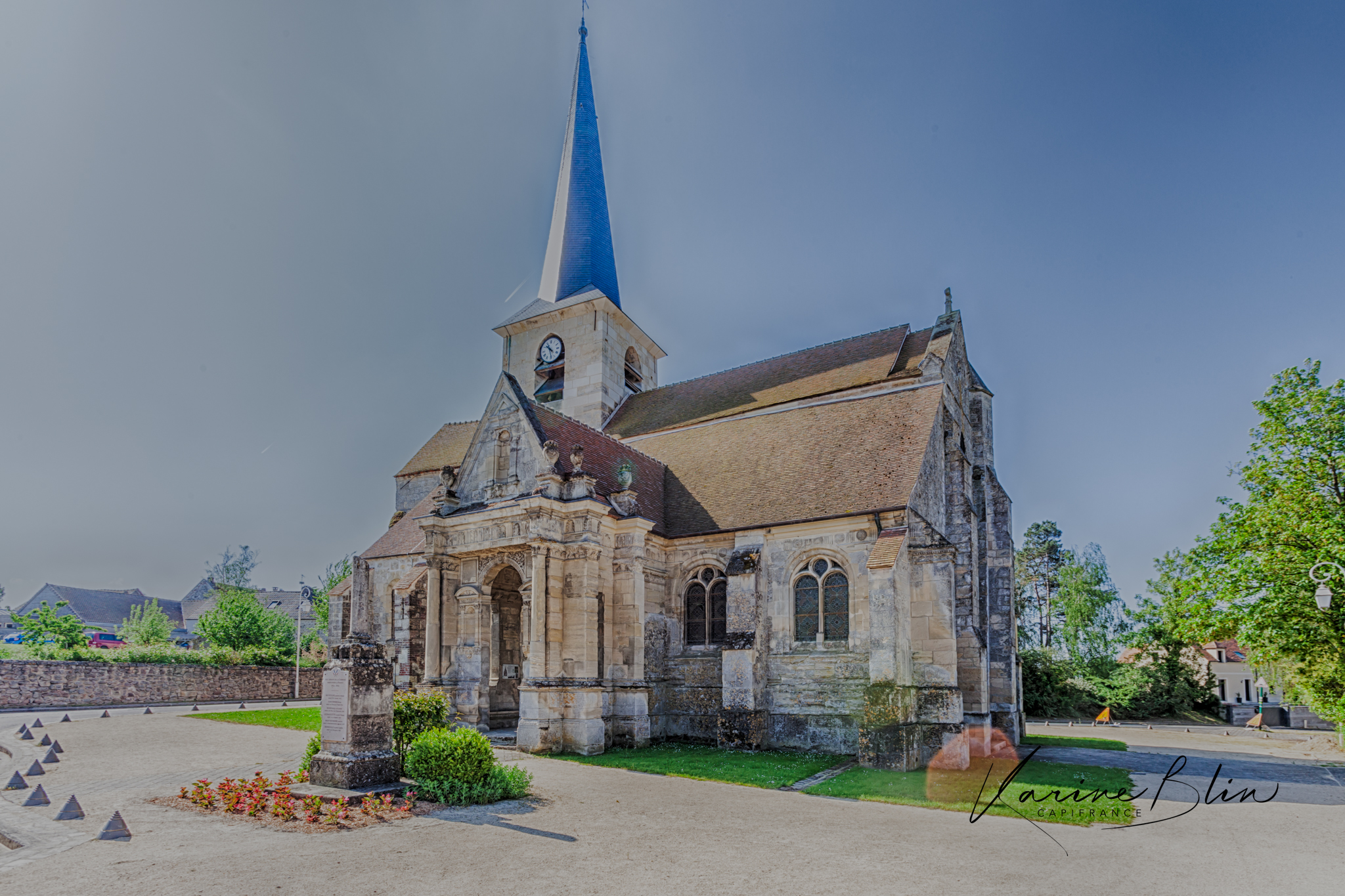 LIVILLIERS