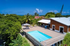 Actif sur tout le territoire de la Guadeloupe, je vous propose un accompagnement sans faille pour votre projet immobilier