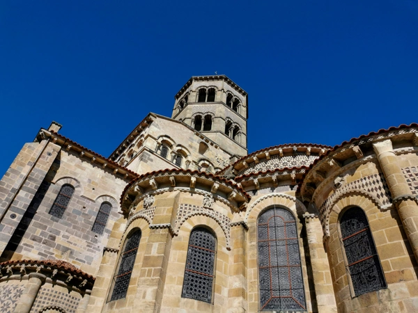ISSOIRE et Alentours