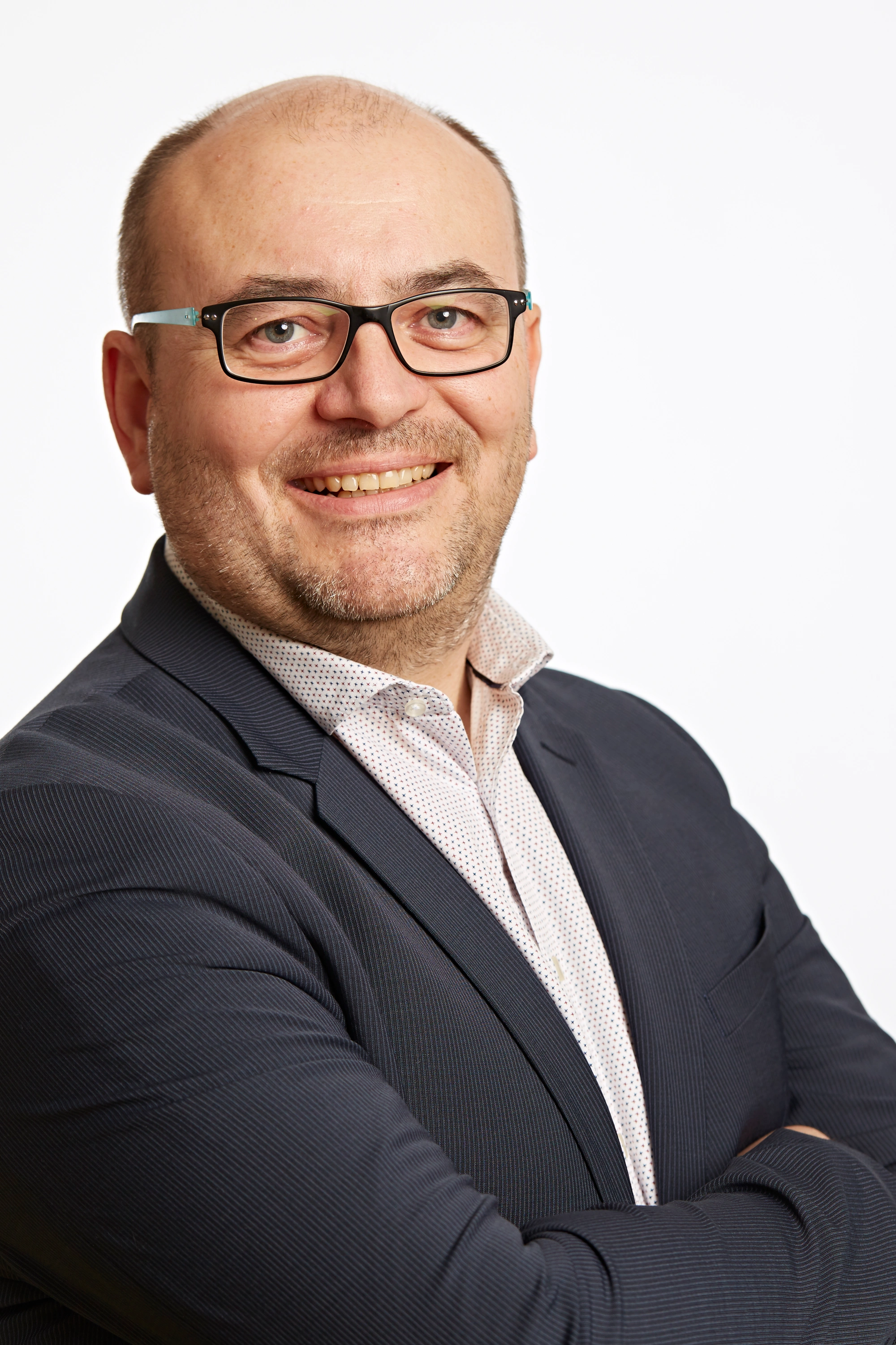 Natif de la région, je propose une expertise immobilière locale et un accompagnement sans faille.