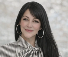 Murielle BREL, independent real estate advisor in Le Luc and surrounding areas