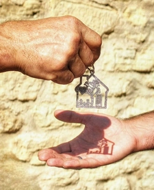 Je propose une expertise immobilière locale et un accompagnement sans faille.