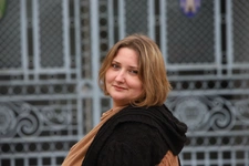 Native de la région, je propose une expertise immobilière locale et un accompagnement sans faille.