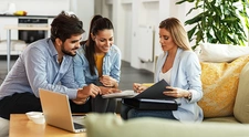 En tant que conseillère immobilier, je vous accompagne dans votre projet immobilier dans le Lot-et-Garonne et le Gers