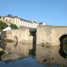 Thouars
