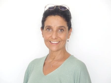 Natif de la région, je propose une expertise immobilière locale et un accompagnement sans faille.