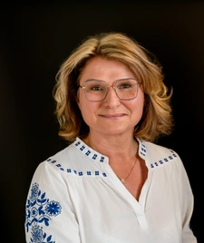 Passionnée par l'habitat, je vous accompagne dans vos projets