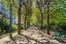À vos côtés, jusque chez vous.