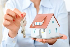 Natif de la région, je propose une expertise immobilière locale et un accompagnement sans faille.