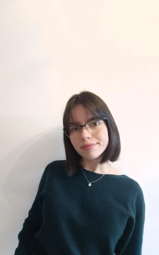 Conseillère immobilier et engagée pour le réseau Capifrance, je vous accompagne à chaque étape de votre projet sur la commune de Sainte-Néomaye et ses alentours.
