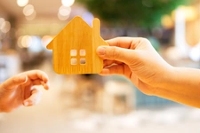 La donation immobilière : comment ça marche ?