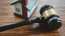 Qu'est-ce qu'une vente sur saisie immobilière ?