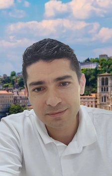Yacine ACHAIBOU Agent Expert à Lyon