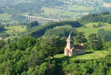 Bonjour, je suis Valérie ROY, conseillère en immobilier implantée dans la région du Charolais-Brionnais, plus précisément à La Clayette 71800 et ses villages alentour.
