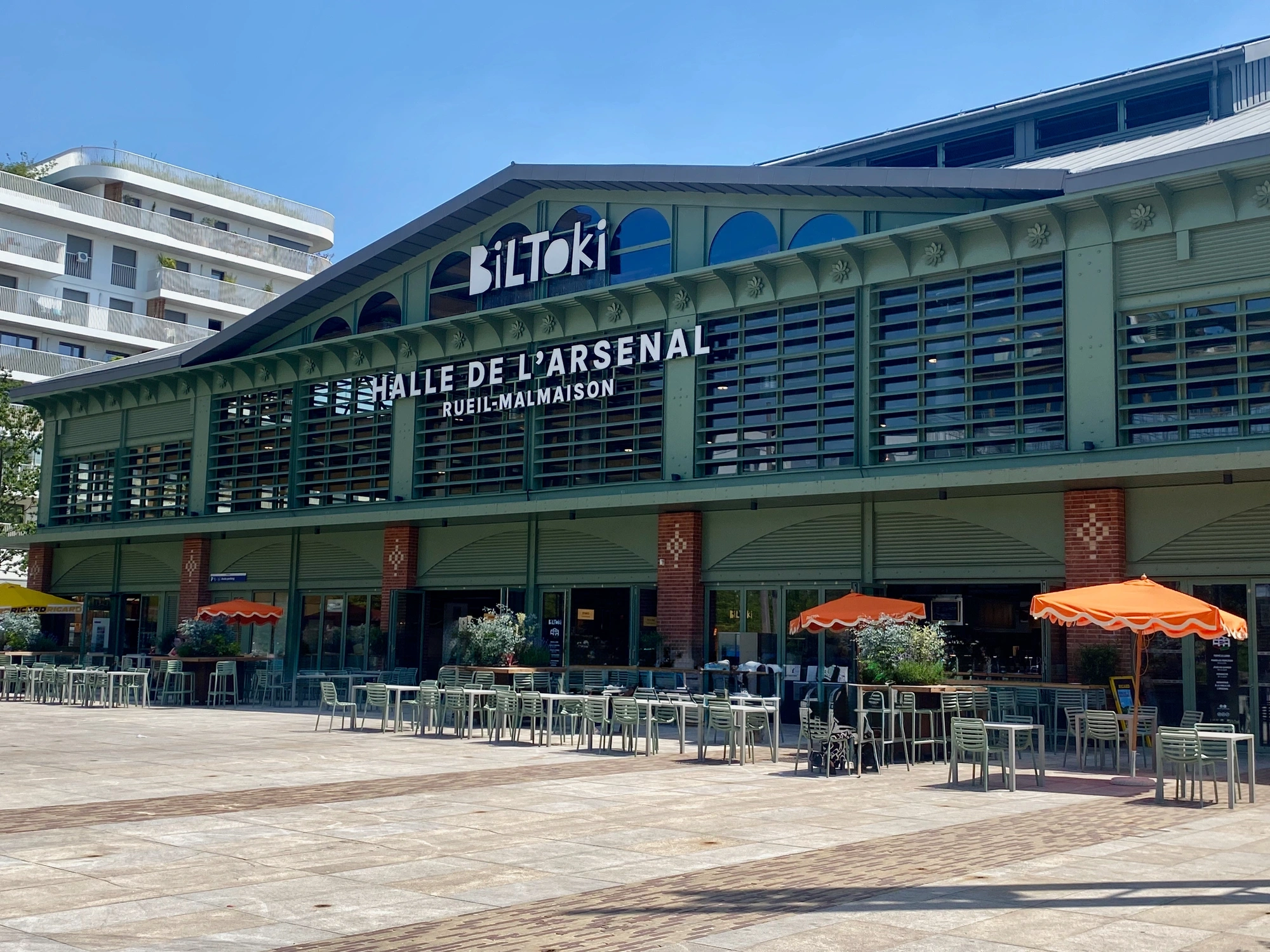 Halle de l'Arsenal Biltoki dans l'écoquartier de l'Arsenal à Rueil-Malmaison