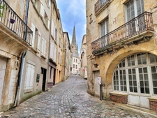 FONTENAY-LE-COMTE