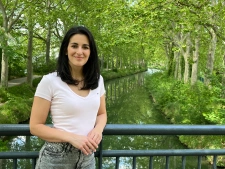 Conseillère en immobilier Capifrance, je vous accompagne dans vos projets immobiliers à Toulouse et ses environs, avec une connaissance approfondie du sud-est toulousain