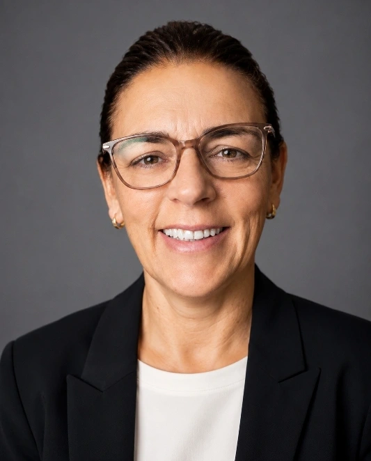 Isabel DE AGUIAR