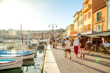 Location touristique Airbnb en copropriété, légal ou non