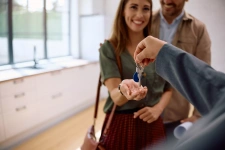 Vivant dans la région depuis 20 ans, je propose une expertise immobilière locale et un accompagnement sans faille.