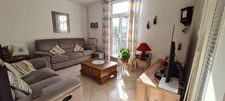 NIMES à vendre T5 de 84 m² 3 chambres, garage individuel, balcon, jardin commun, parking