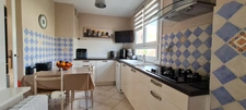 NIMES à vendre T5 de 84 m² 3 chambres, garage individuel, balcon, jardin commun, parking