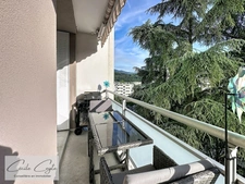 SAINT MARTIN D'HERES (38) Appartement 5 pièces sans travaux, Résidence Hermitage