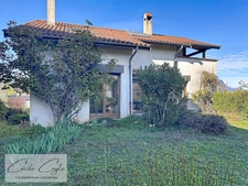 Seyssins Maison familiale avec grand terrain et accès direct aux espaces naturels 