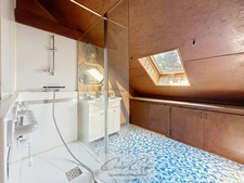 SAINT MARTIN D'URIAGE, chalet familial à 740 m d’altitude – charme, cheminée et grand terrain